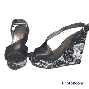 Black and white Sandals